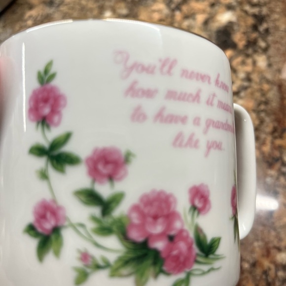 Grandmother mug - Lefton Porcelain - white with pink flowers and gold trim - Picture 4 of 10